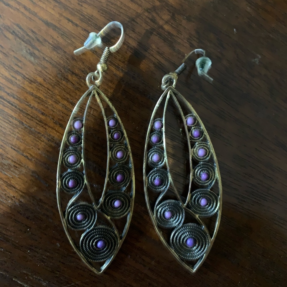 🌻 Fun dangle earrings! - Picture 2 of 3
